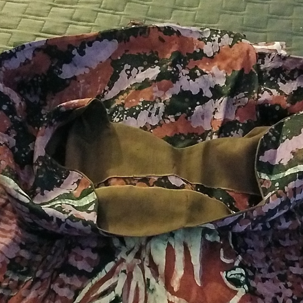Dress - Picture 5 of 5
